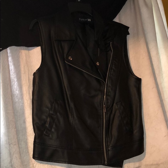 Leather Vest - Picture 1 of 4
